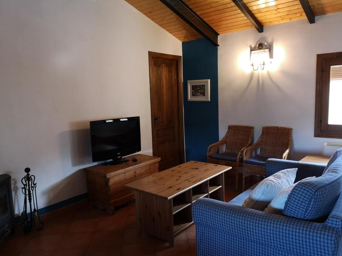 La Casa Blanca Del Alto Tajo Guest House Ablanque Bagian luar foto